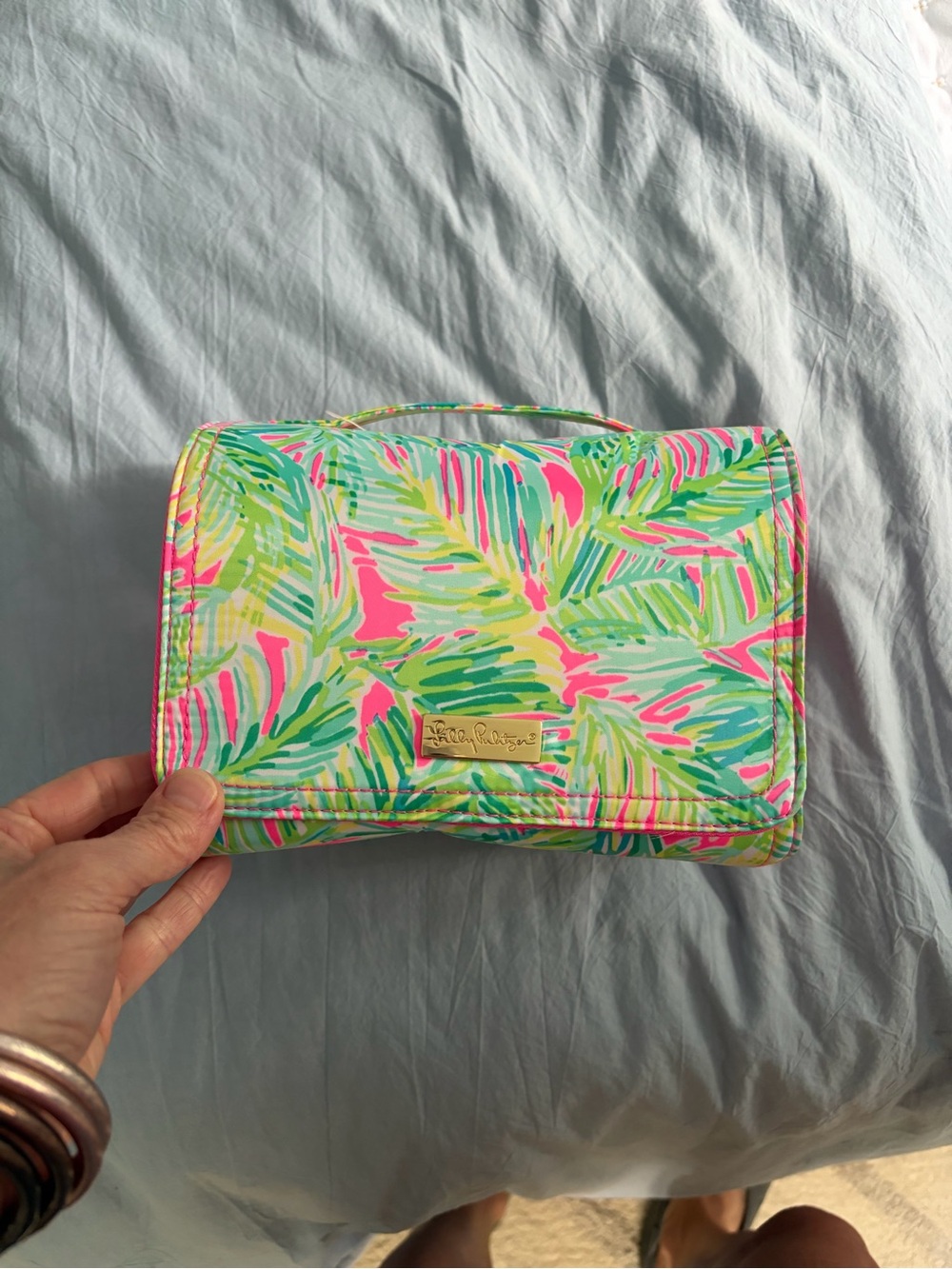 Lilly Pulitzer hanging makeup bag - Picture 4 of 4